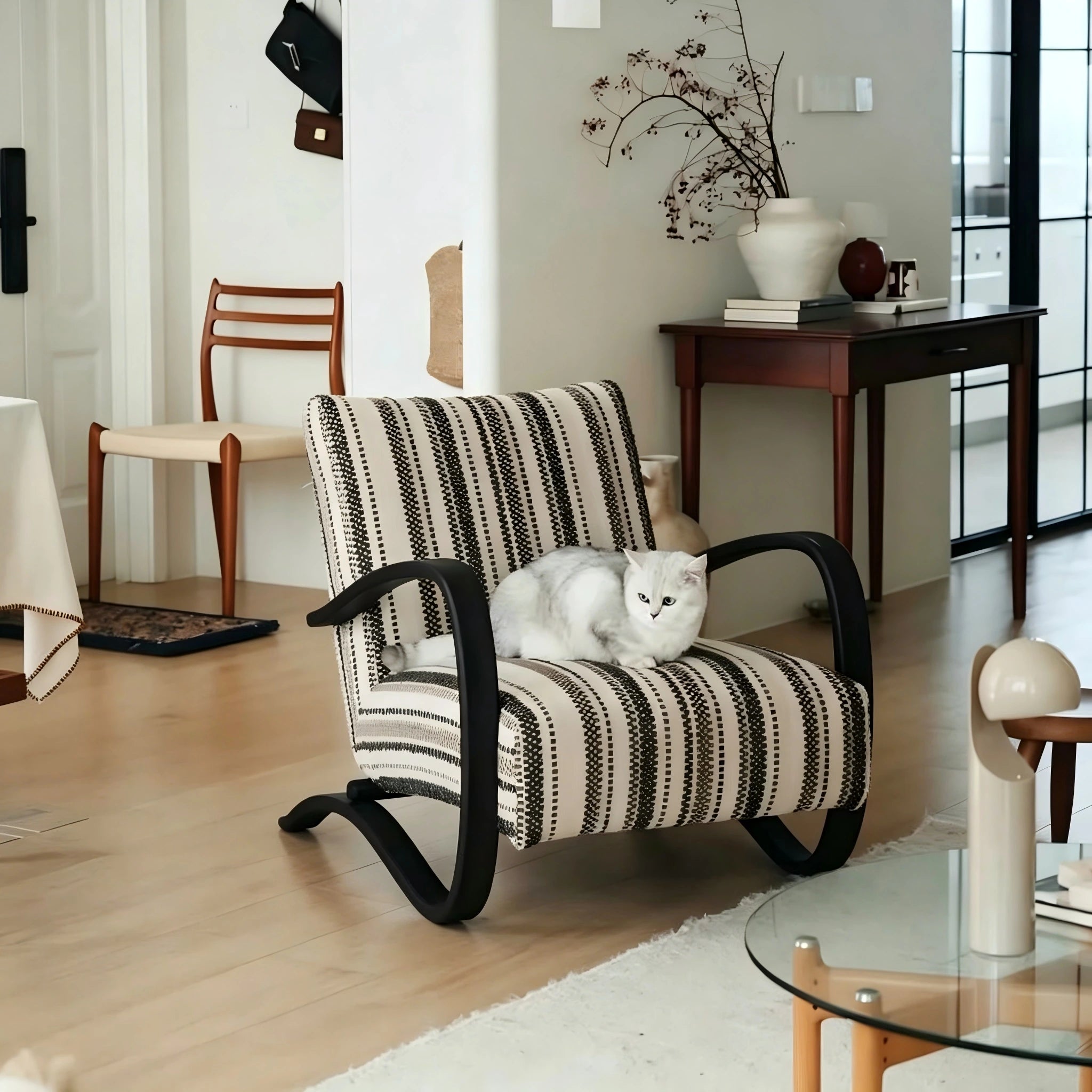 Puwabi A736 Faux Shearling Lounge Chair | Commercial Hospitality Project MOQ 50 Pcs