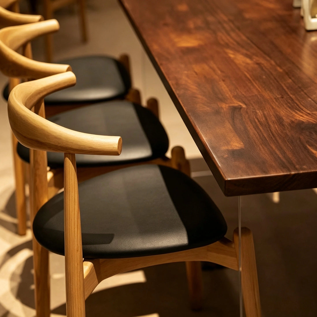 Puwabi SM385 Curved Back Solid Ash Dining Chair | Contract Furniture MOQ 50