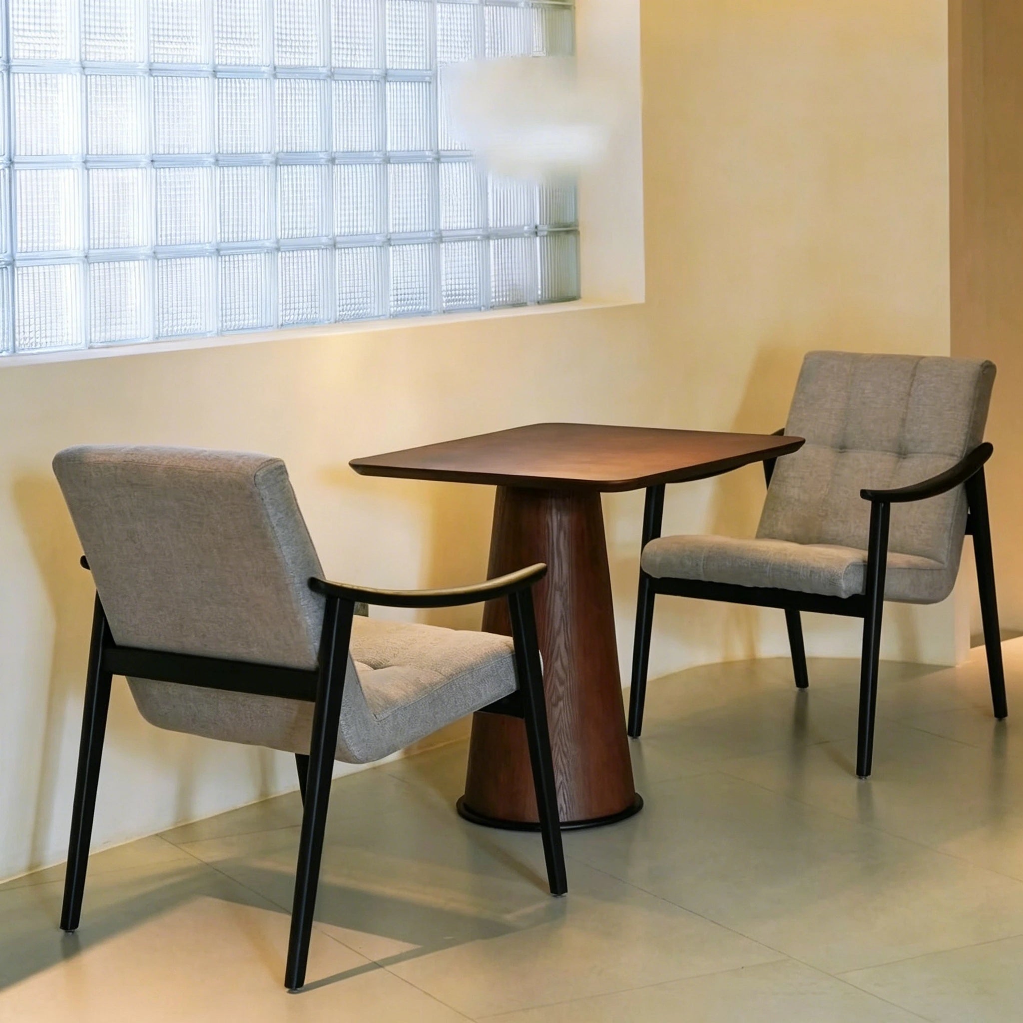 Puwabi X3153 Solid Ash Bentwood Contract Dining Armchair | Contract MOQ 50