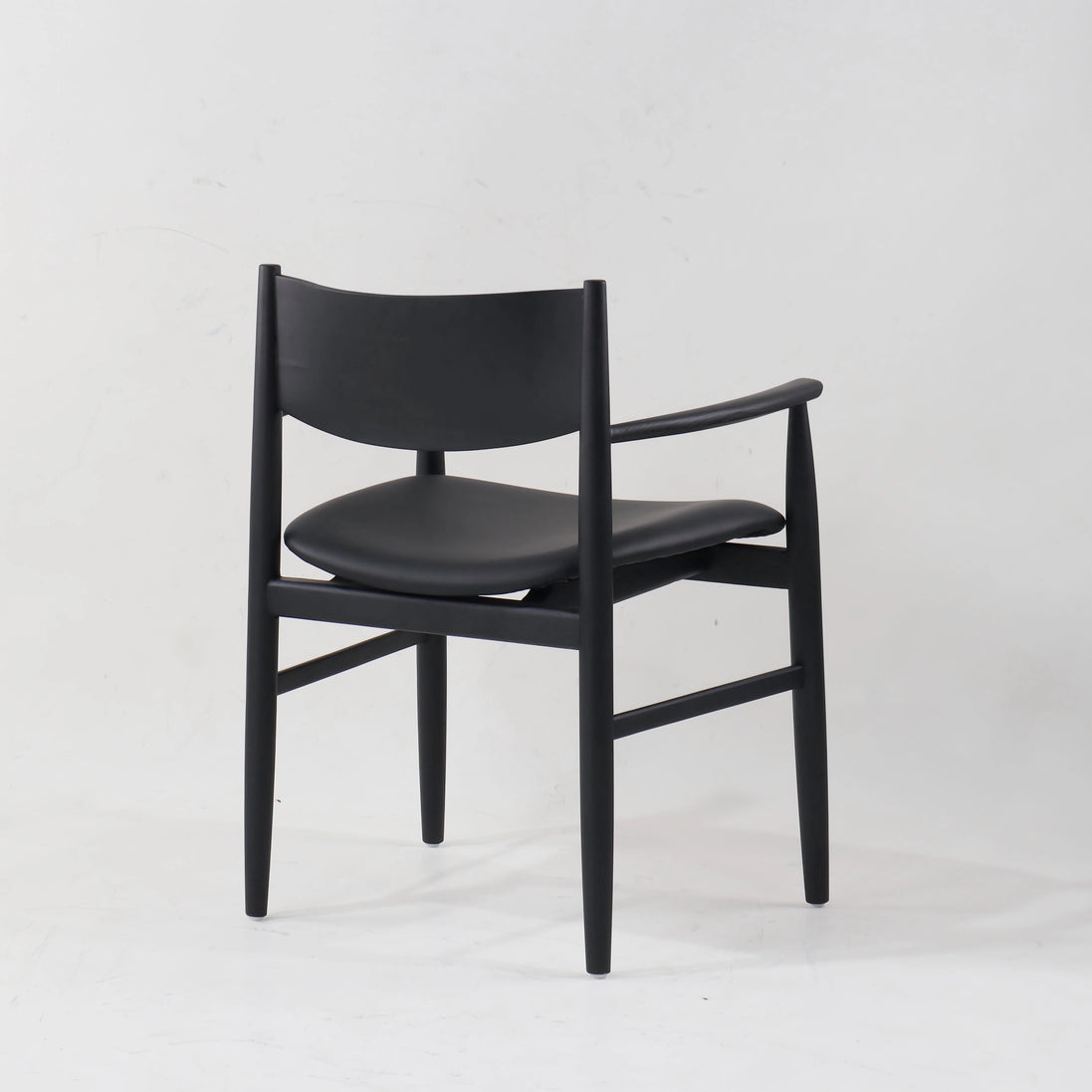 Puwabi X3239 Solid Oak Contract Dining Armchair | Contract Seating MOQ 50