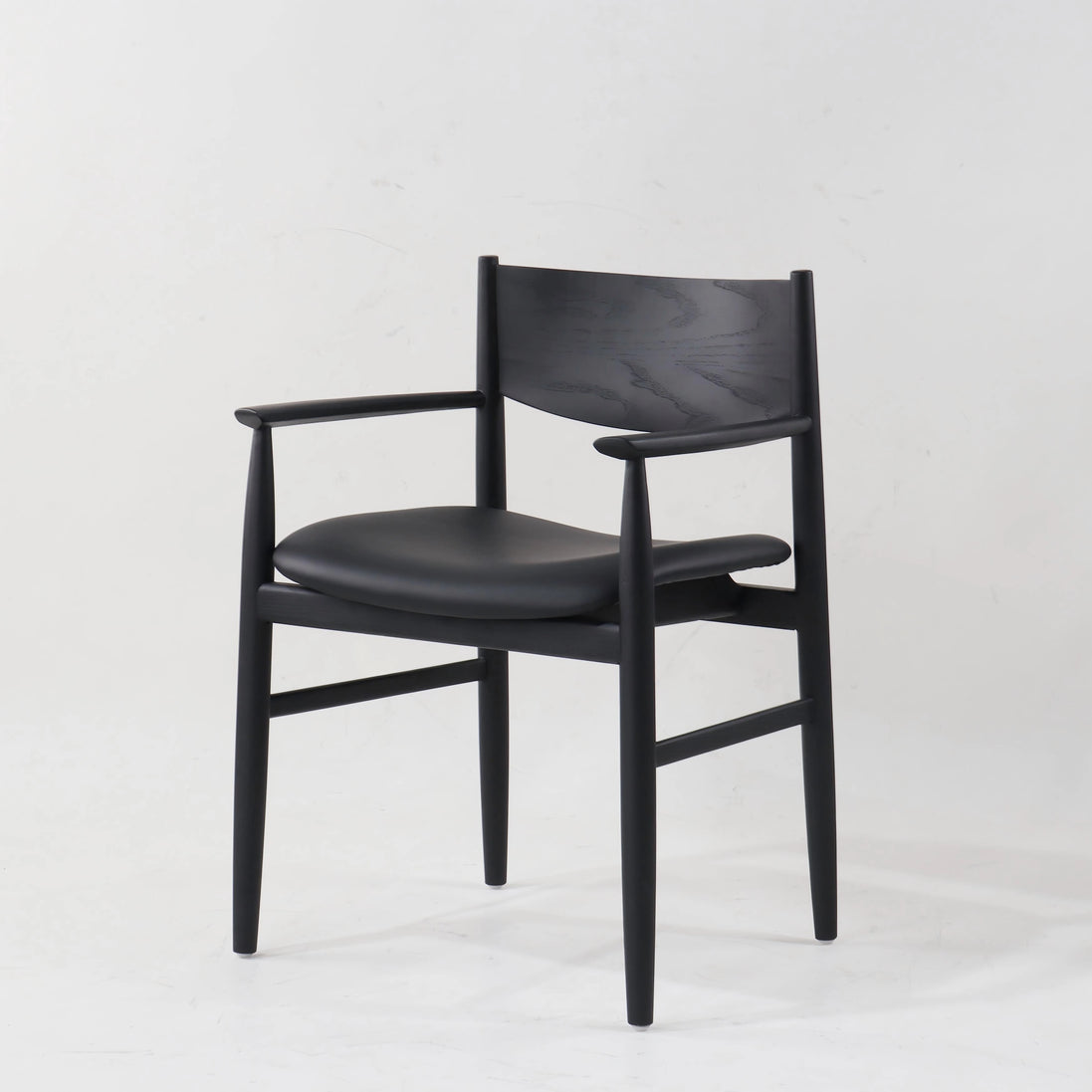 Puwabi X3239 Solid Oak Contract Dining Armchair | Contract Seating MOQ 50