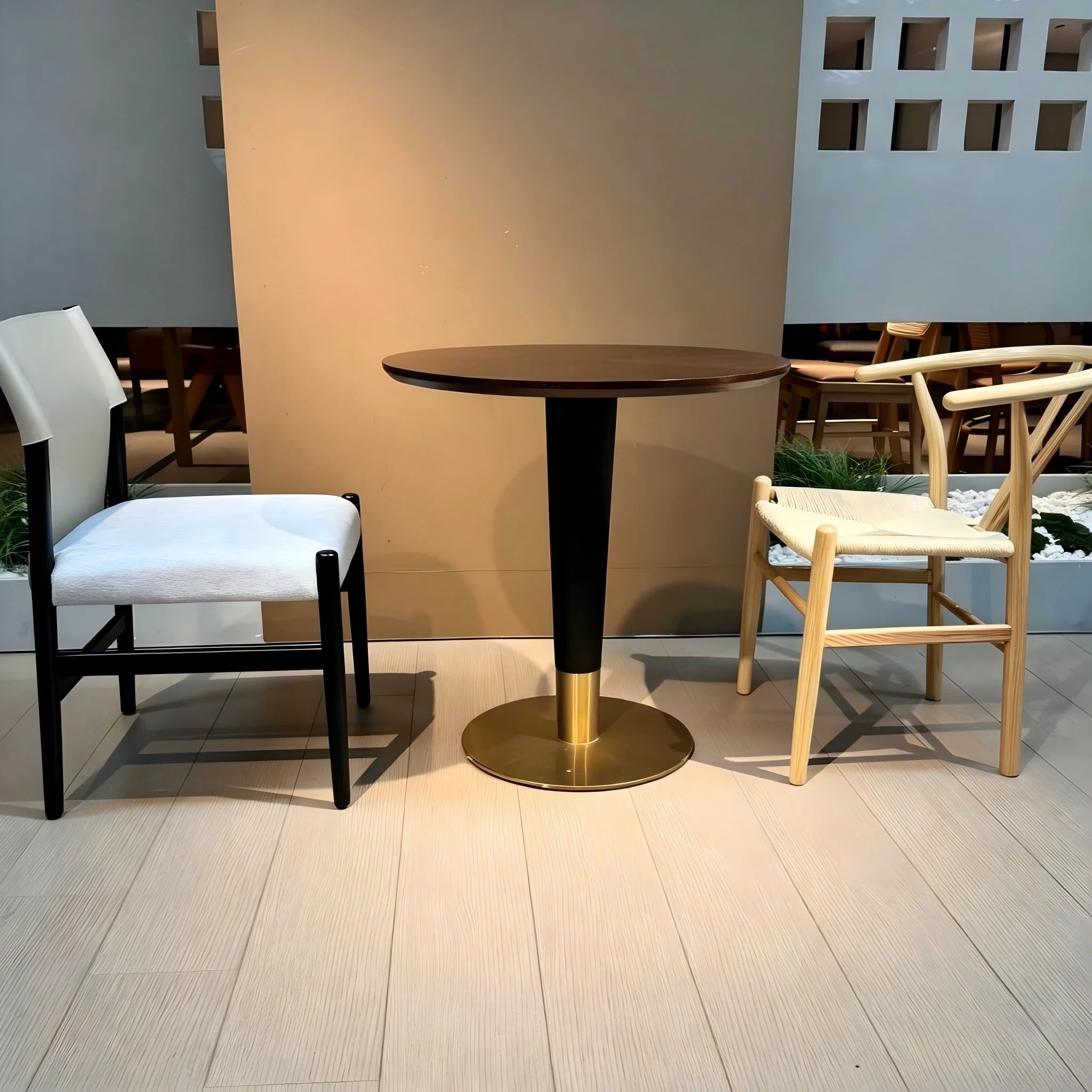Puwabi X4113 Pedestal Commercial Coffee Table | Contract Hospitality Furniture MOQ 10