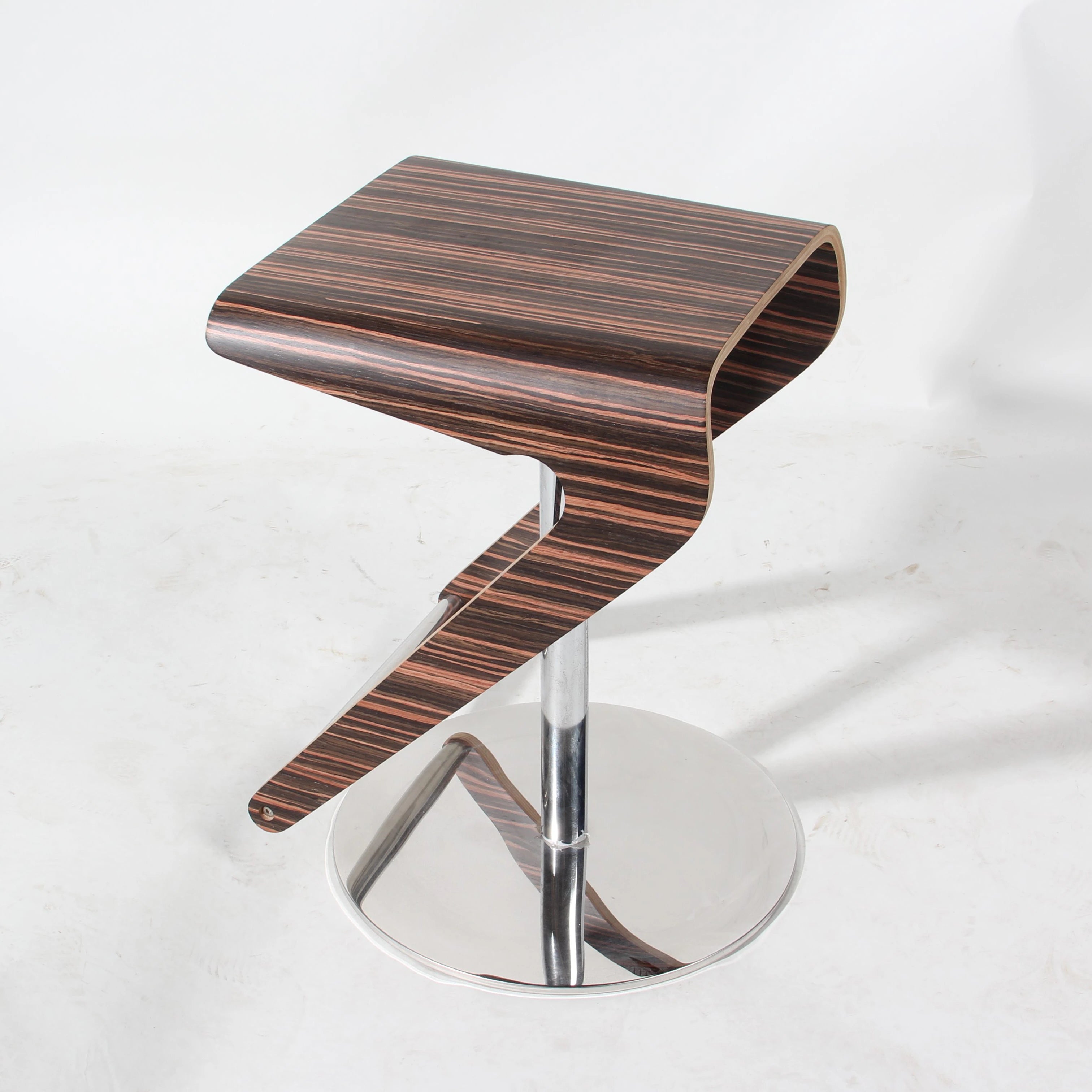 Puwabi X5002 Adjustable Bentwood Bar Stool | Contract Seating MOQ 50