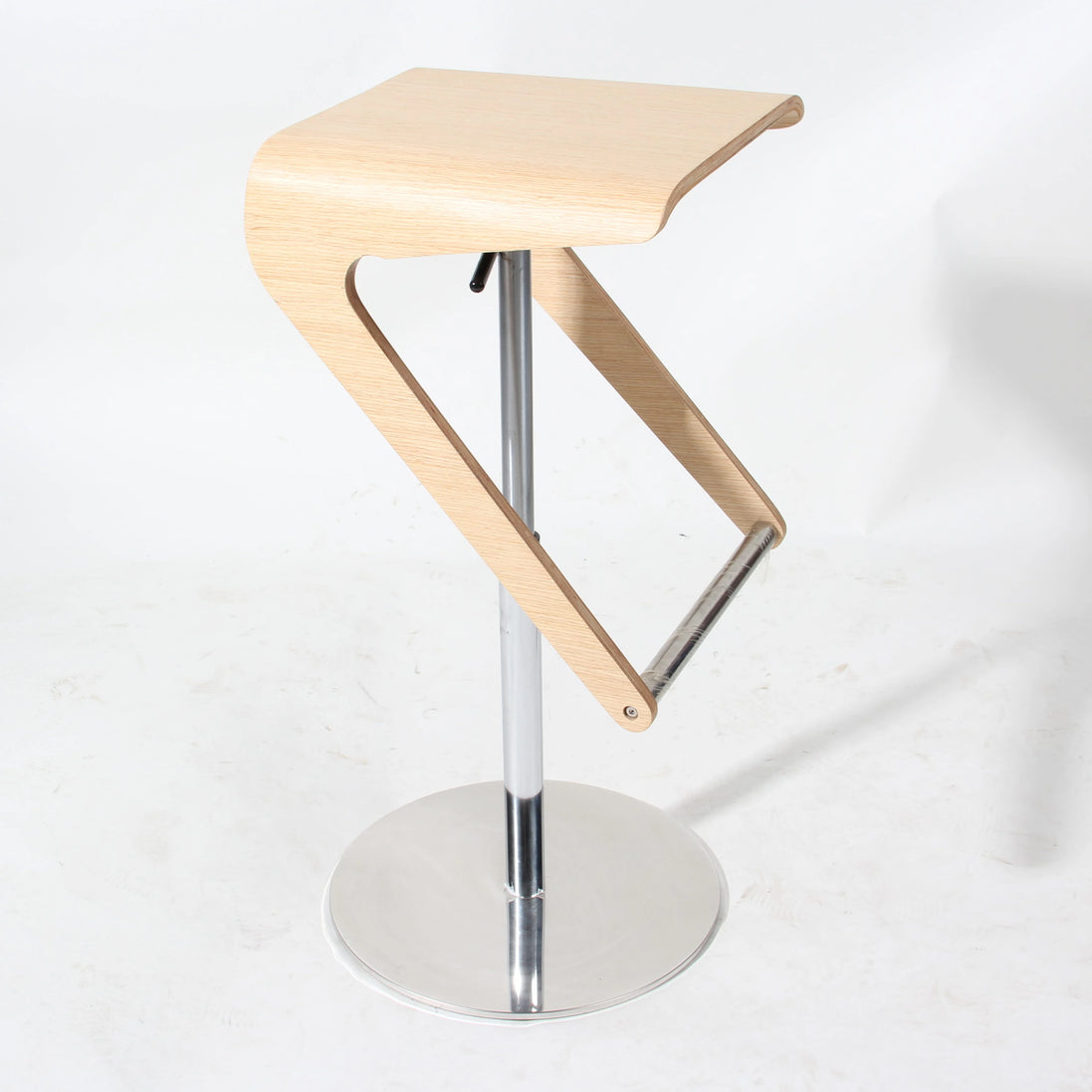 Puwabi X5002 Adjustable Bentwood Bar Stool | Contract Seating MOQ 50