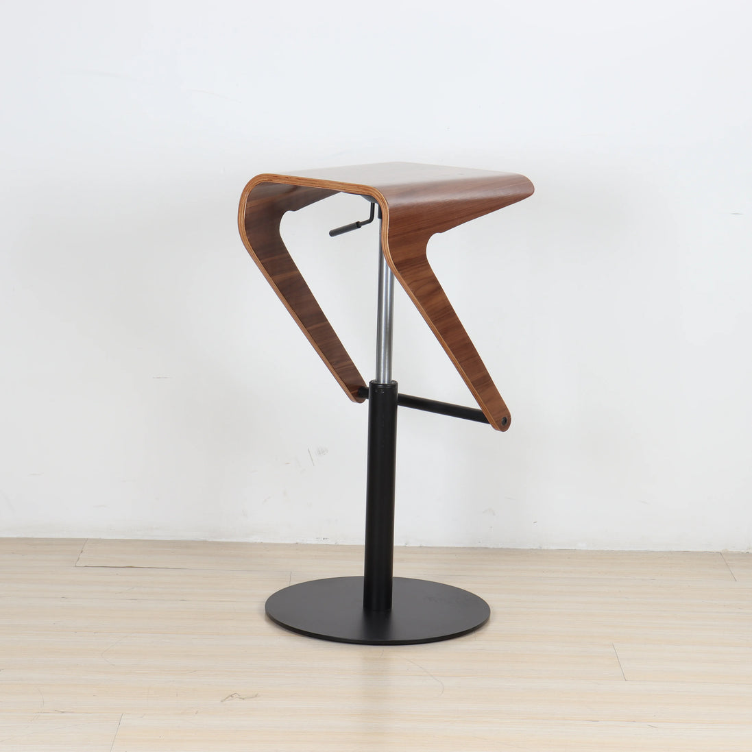 Puwabi X5002 Adjustable Bentwood Bar Stool | Contract Seating MOQ 50