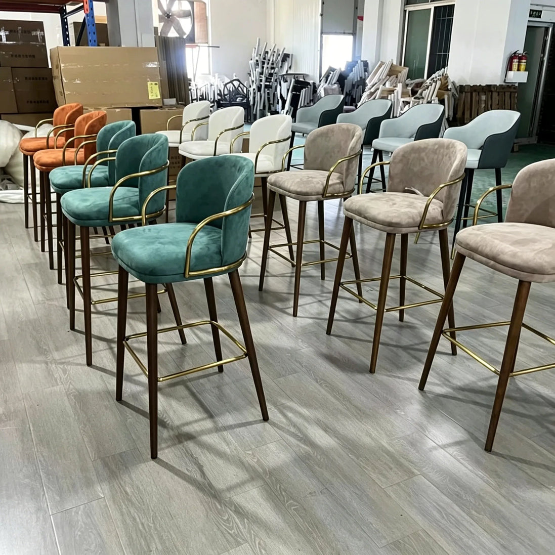 Puwabi X5017 Solid Oak Upholstered Contract Bar Stool | Contract MOQ 50