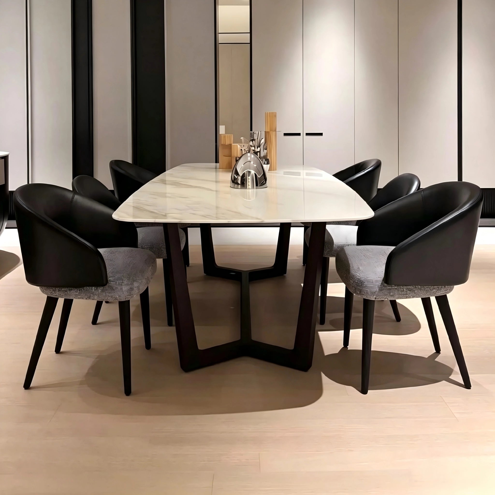 Puwabi X3047 mixed-material barrel dining chair with wooden and upholstered elements, modern design for contract dining spaces