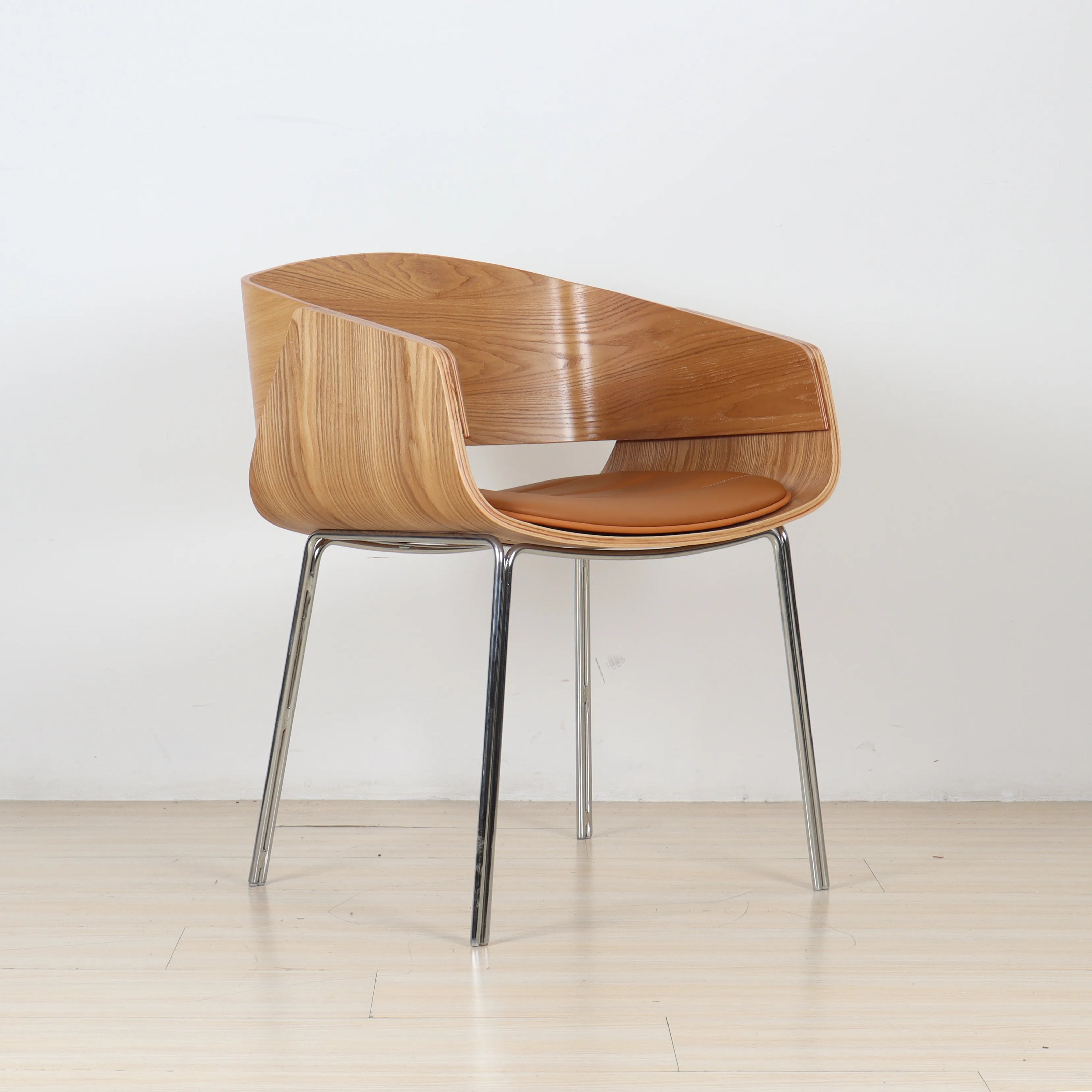 Puwabi X6057 mid-century bentwood dining chair with wooden frame and cushioned seat, modern design for dining rooms